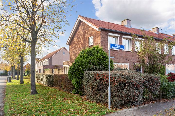 review August Sniederstraat 12 waalwijk